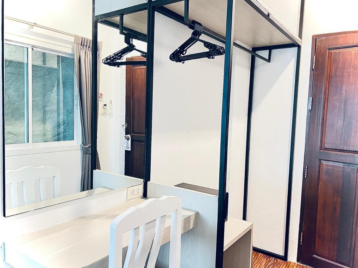88 House Patong Hotel Екстериор снимка