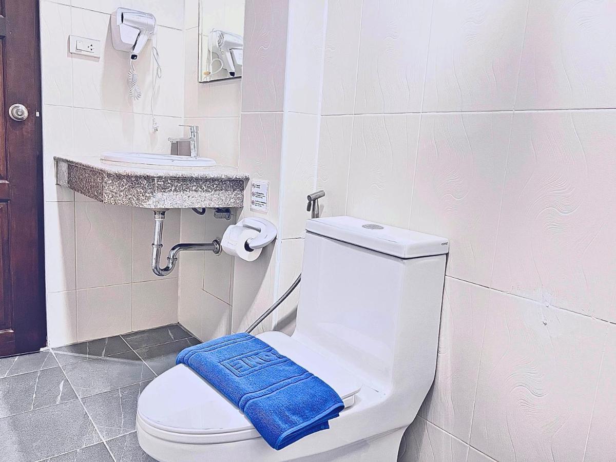 88 House Patong Hotel Екстериор снимка