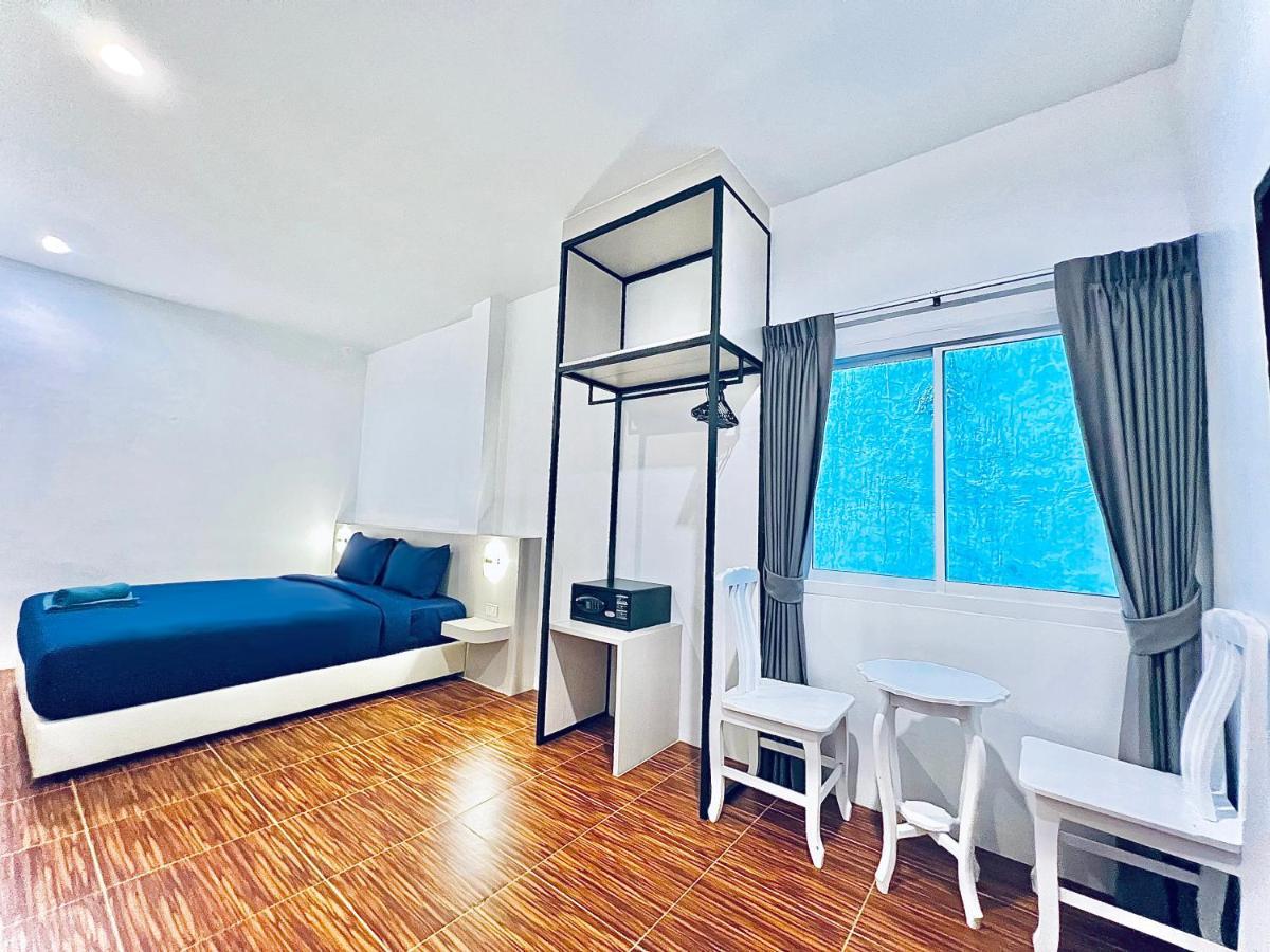 88 House Patong Hotel Екстериор снимка